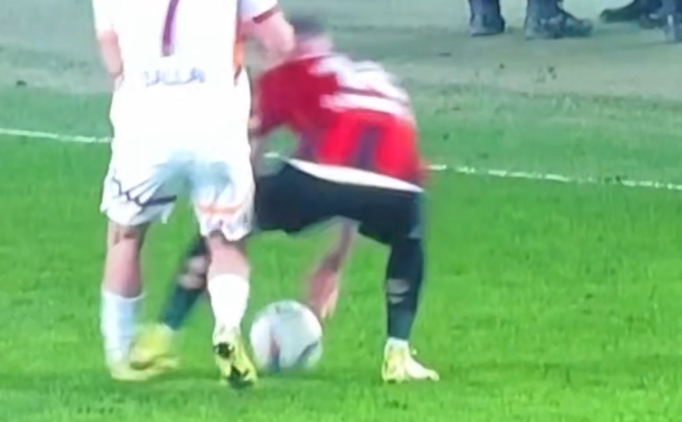 Galatasaray'da k�rm�z� kart itiraz�