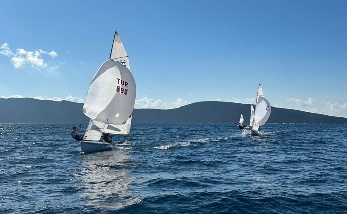 Milli yelkenci Kurnaz, 12. kez T�rkiye �ampiyonu oldu