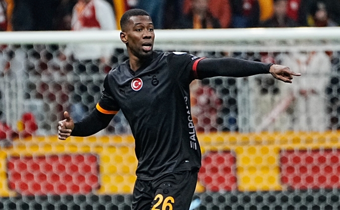 Galatasaray'da Cuesta i�in ayr�l�k karar�!