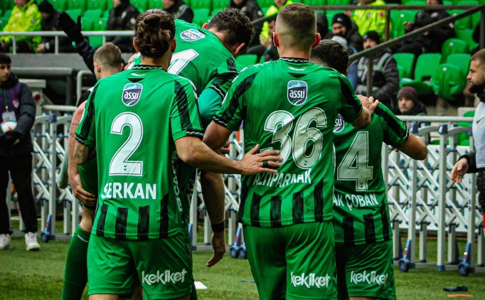 Sakaryaspor,, geriden gelip kazandı
