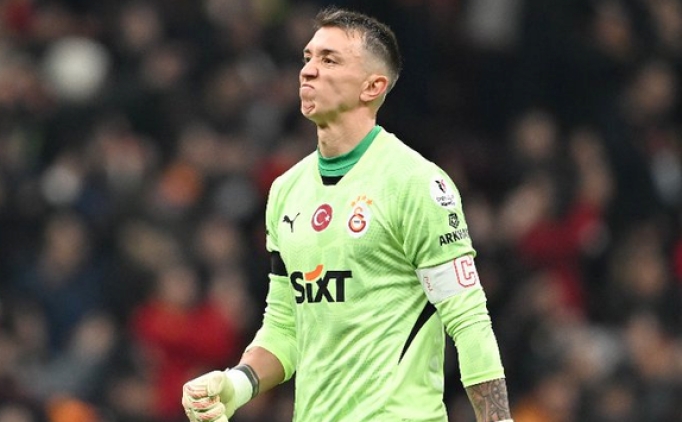 Fernando Muslera: 'Hepimiz Osimhen'e mteekkiriz'