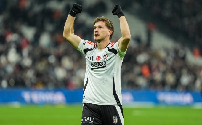 Be�ikta�'ta ayr�l�k r�zgar�!