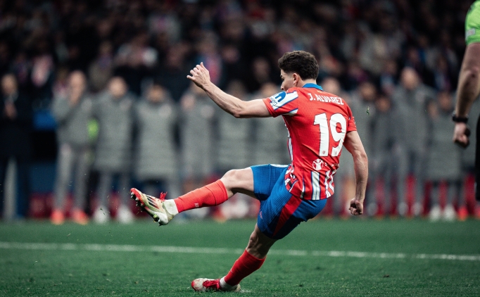 Marco van Basten: 'UEFA, kural de�i�tirmeli'