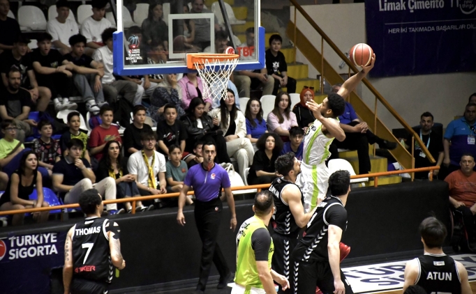 Balkesir BBSK'ye nce deprem sonra yangn oku!