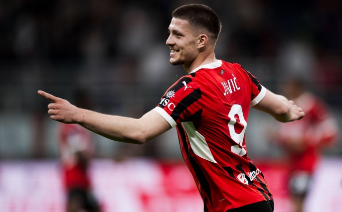 Beşiktaş'a Jovic Sürprizi