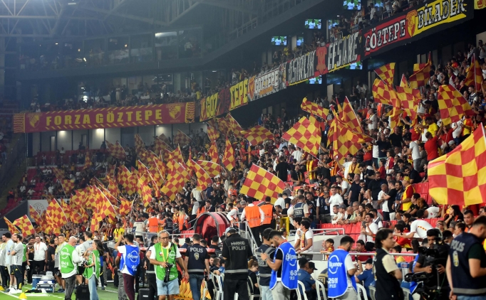 G�ztepe'de G�rsel Aksel Stadyumu b�y�yor