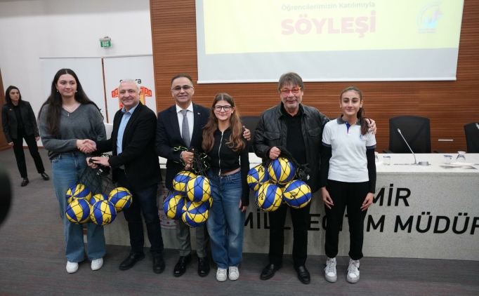 Gztepeli voleybolculardan rnek hamle