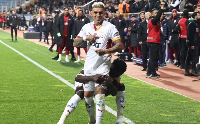 Torreira: 'Bir süre daha Galatasaray'dayım!'