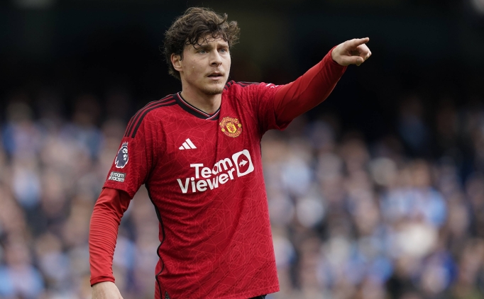 Solskjaer eski ��rencisini istiyor: Victor Lindel�f