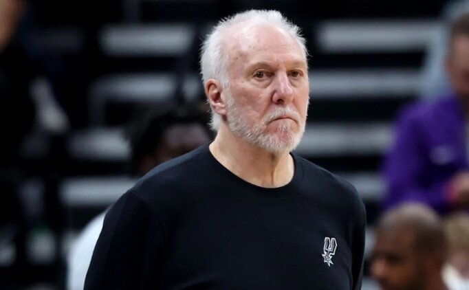 Popovich, felci sonras� Spurs oyuncular�yla ilk kez bulu�tu