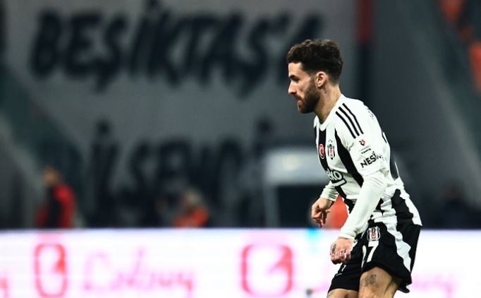 Golc�ler sustu, Rafa Silva sahne ald�