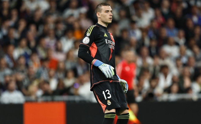 Real Madrid'de Lunin beklemede: Galatasaray ve Fenerbahe istemiti