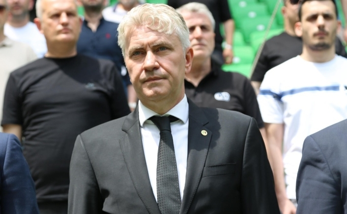 Sakaryaspor Kul�b� Ba�kan� K�ratl�'dan kongre a��klamas�!