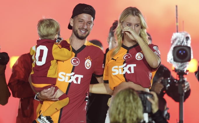 Dries Mertens, futbolu b�rakt�!