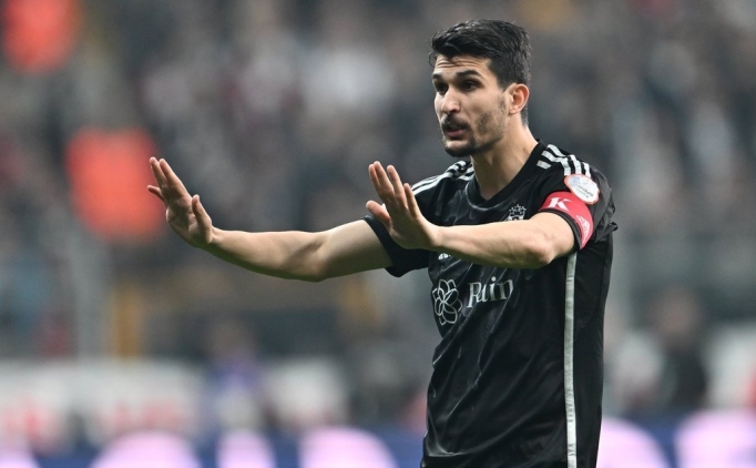 Be�ikta�'ta kaptan Necip Uysal ile iki y�l daha!