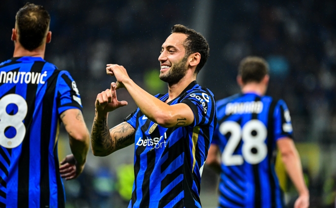 Sporx: Inter, Hakan Çalhanoğlu'nun bonservisini belirledi