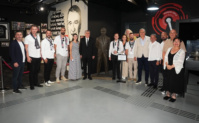 Sporx: Süleyman Seba'nın heykeli Beşiktaş müzesinde