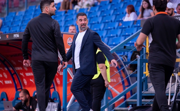 Arda Turan'dan 'Sava�lara son verin' �a�r�s�