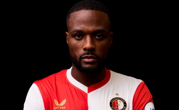 Cyle Larin Feyenoord'a kiraland�!