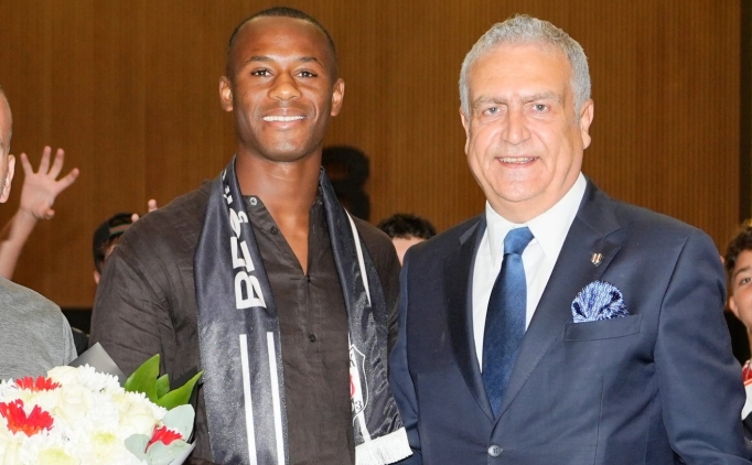 Be�ikta�'ta b�y�k yenilenme! Yeni 11 sahaya ��kmaya haz�r