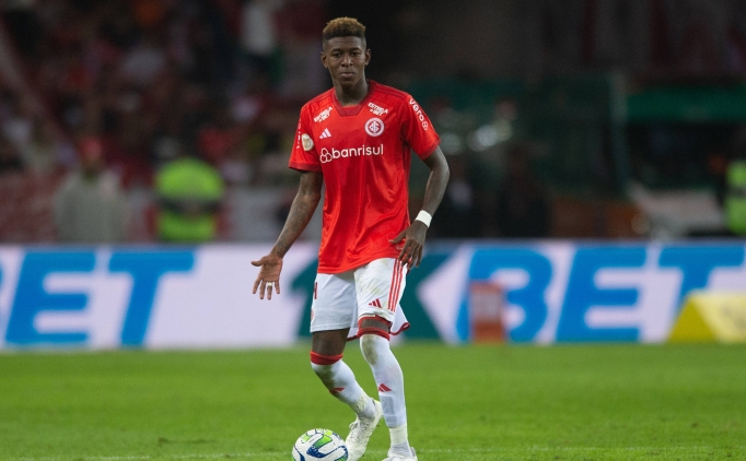 Be�ikta�'a Brezilya'dan yeni stoper: Vitao 