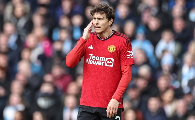 Manchester United'da ayrılık: Victor Lindelöf