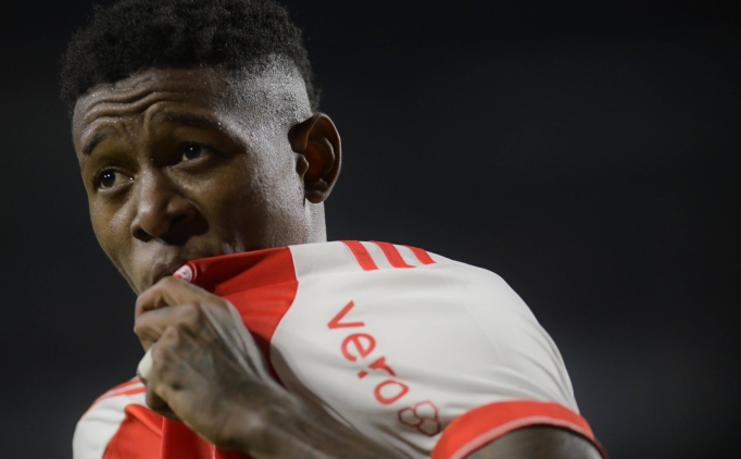 Galatasaray, Vitao'ya gitti!