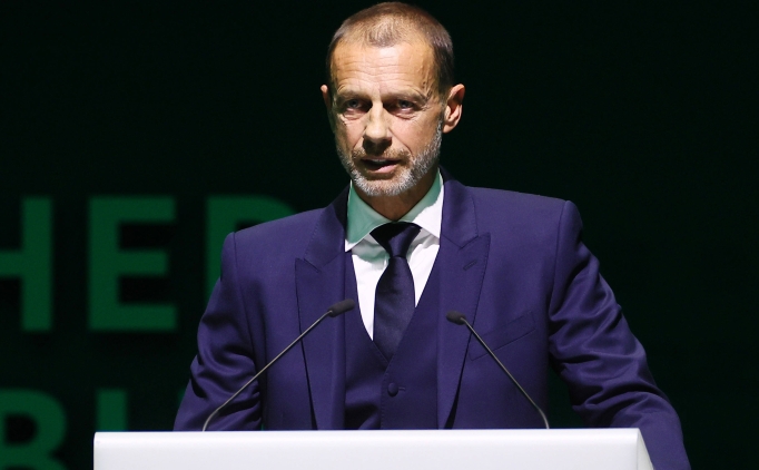 Galatasaray'dan UEFA Ba�kan� Aleksander Ceferin'e derbi daveti
