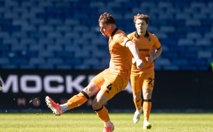 Hull City, 90+4'te kazandı!