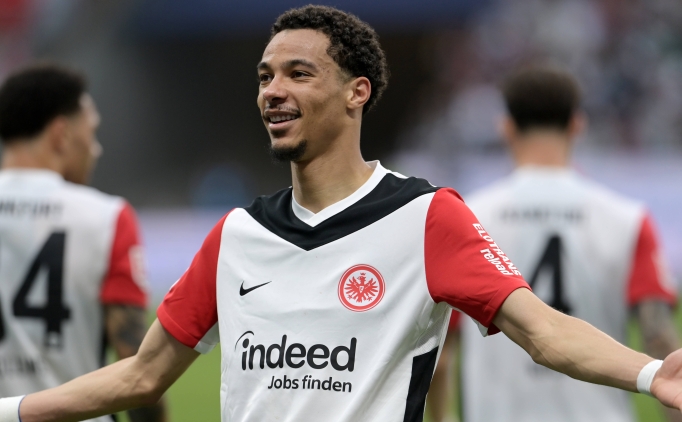 Liverpool'dan Ekitike'ye yak�n takip: 100 milyon euro!