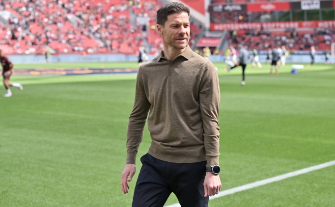Real Madrid, Xabi Alonso ile anlaştı!