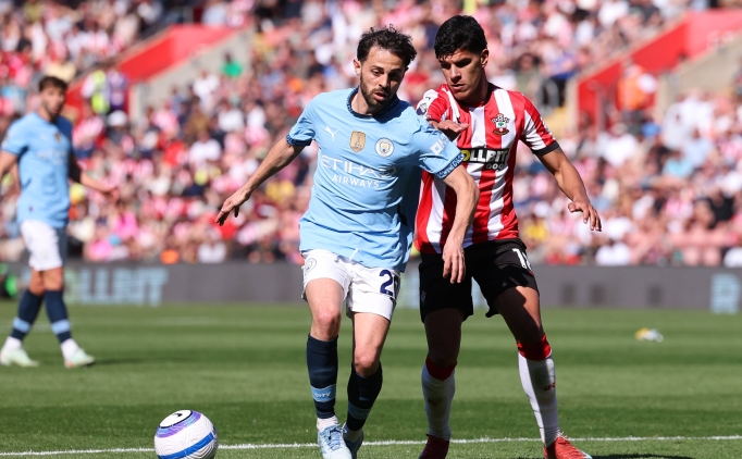 Manchester City, �ampiyonlar Ligi yar���nda a��r yara ald�!