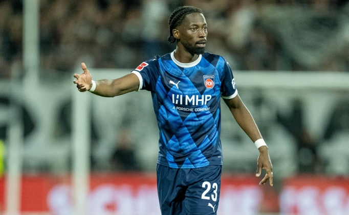 Galatasaray'da sağ beke Omar Traore!