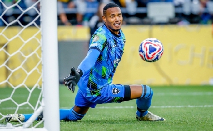 Fenerbah�e'ye s�rpriz �neri: John Victor