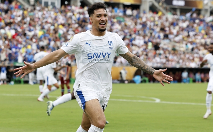 Al-Hilal, 10 ki�iyle kazanmas�n� bildi!