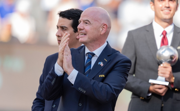 FIFA'dan kul�plere 355 milyon dolar'l�k �deme!