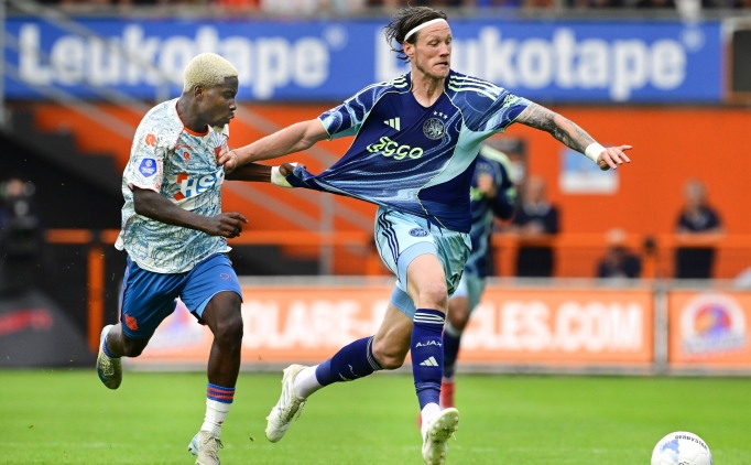 Ajax deplasmanda Volendam'a takld!