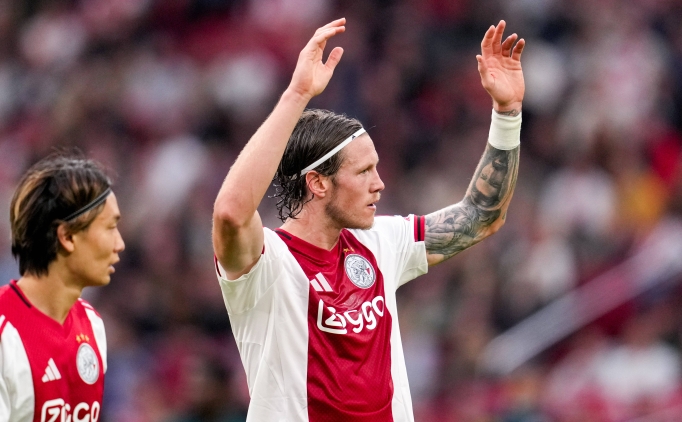 Ajax, Zwolle karsnda hata yapmad!