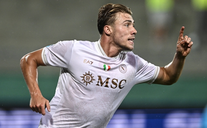 Hojlund'dan Napoli'ye golle merhaba!