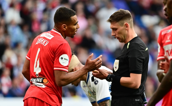 Spartak Moskova'dan buruk galibiyet: Djiku sakatland�!