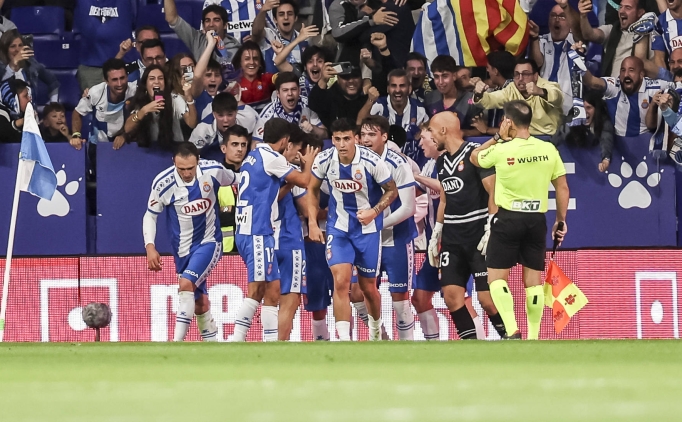 Espanyol, 1 puan� 90+6'da kurtard�!