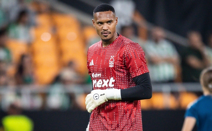 John Victor, milli takma davet edildi, dolandrldn zannetti!