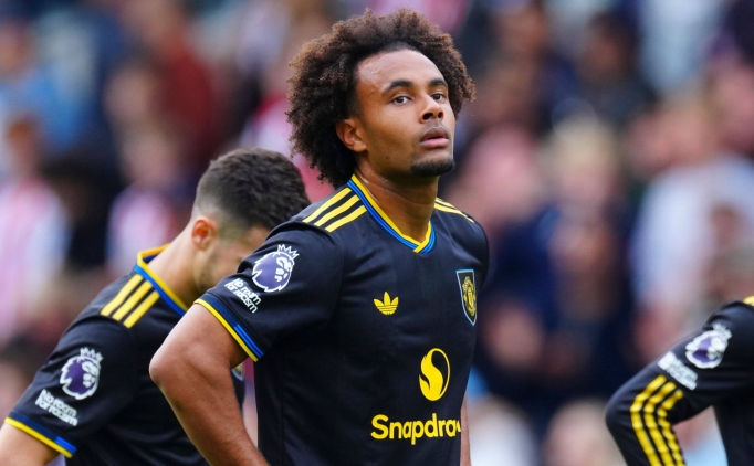 Cesc Fabregas'tan Zirkzee'ye kanca!