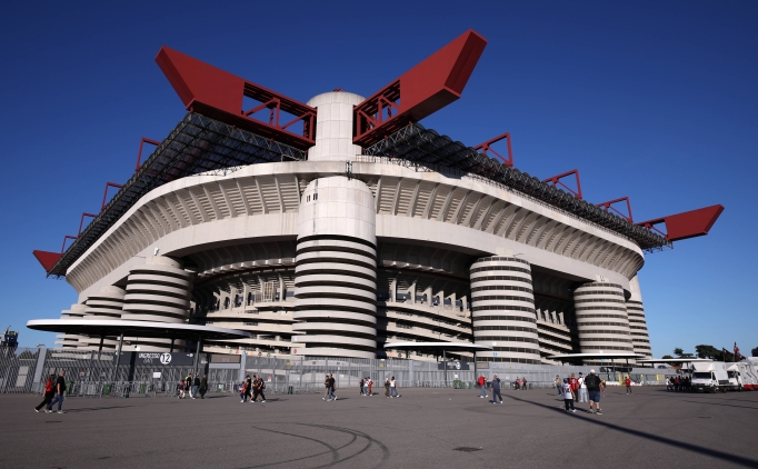 Milano'da tarihi oylama: Inter ve Milan stat i�in onay ald�!