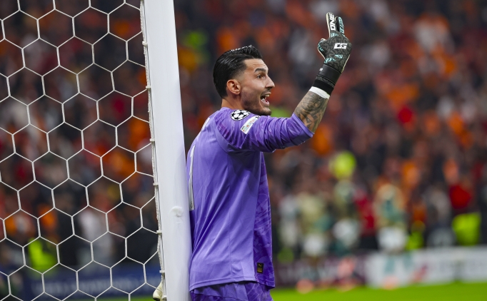 Galatasaray'da g�zler U�urcan'�n �zerinde