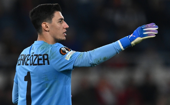 Berke �zer, Roma deplasman�nda tarihe ge�ti!