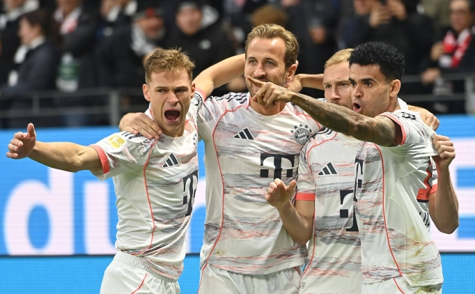 Luis Diaz, Eintracht Frankfurt'u tek bana bitirdi!