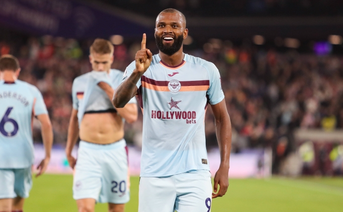 Brentford, West Ham' iki golle devirdi!