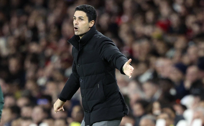 Gary Neville: 'Arsenal �ampiyon olacak'