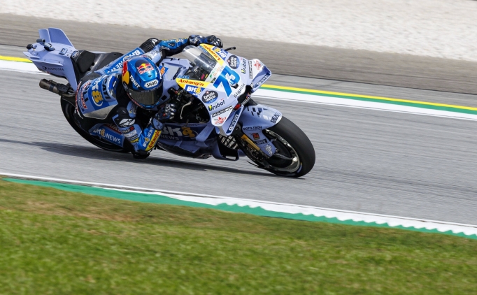 Malezya'da zafer Alex Marquez'in!